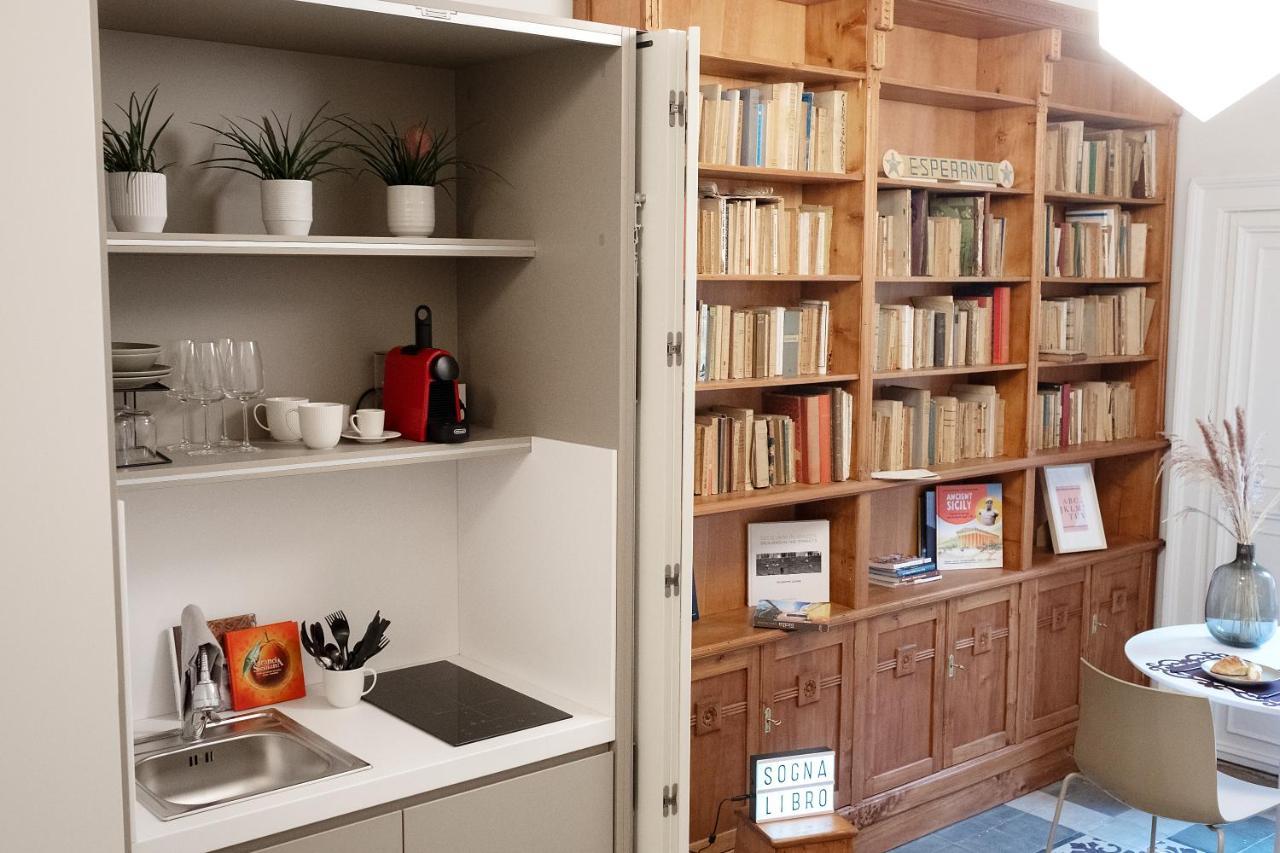 Sognalibro Bed And Books Bed and Breakfast Ραγκούσα Εξωτερικό φωτογραφία