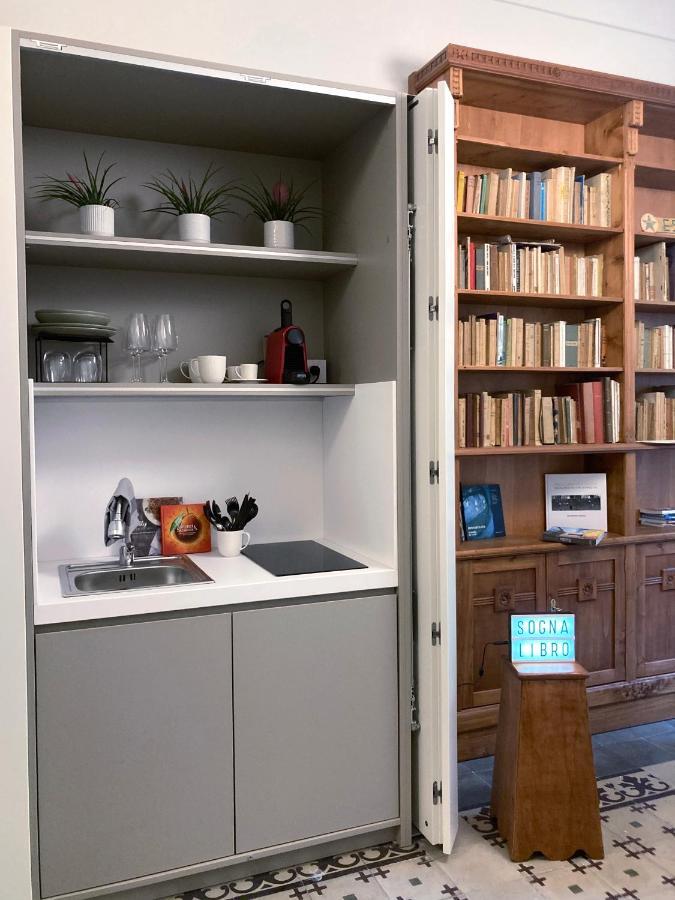 Sognalibro Bed And Books Bed and Breakfast Ραγκούσα Εξωτερικό φωτογραφία